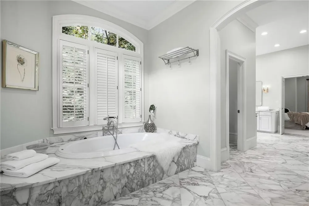 455 Laurel Chase Court Sandy Springs, GA 30327