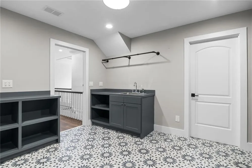 455 Laurel Chase Court Sandy Springs, GA 30327