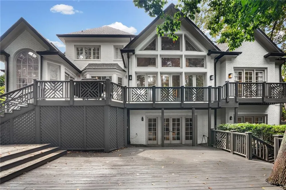455 Laurel Chase Court Sandy Springs, GA 30327