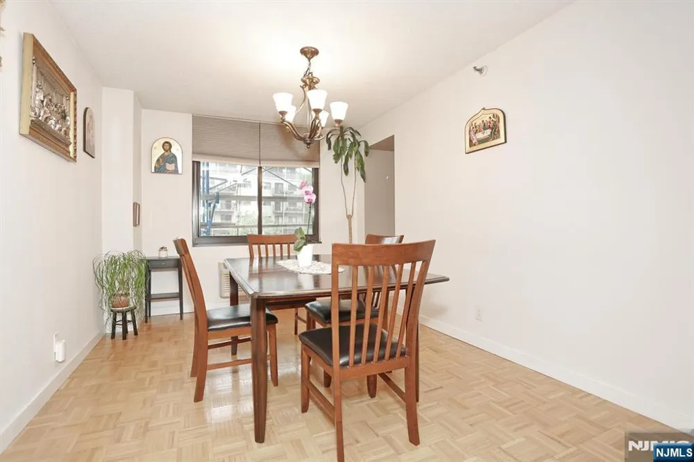 316 Prospect Avenue 4K Hackensack, NJ 07601
