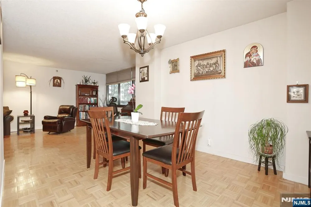 316 Prospect Avenue 4K Hackensack, NJ 07601