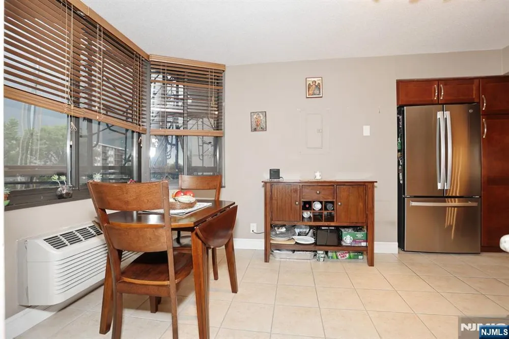 316 Prospect Avenue 4K Hackensack, NJ 07601