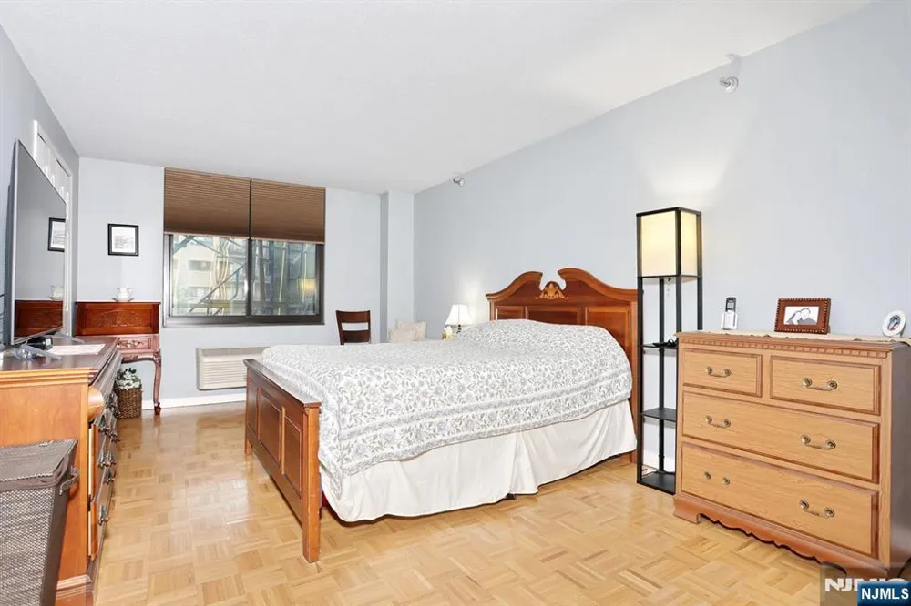 316 Prospect Avenue 4K Hackensack, NJ 07601