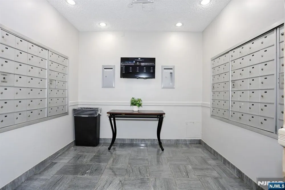 316 Prospect Avenue 4K Hackensack, NJ 07601