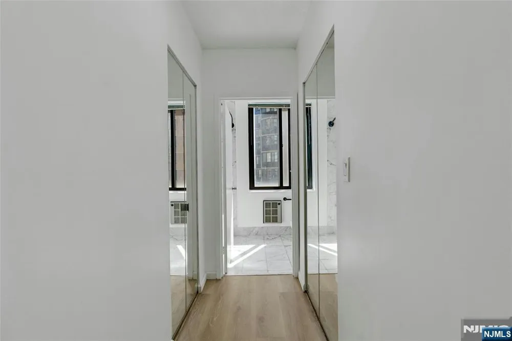 45 River Drive 702 Jersey City, NJ 07310