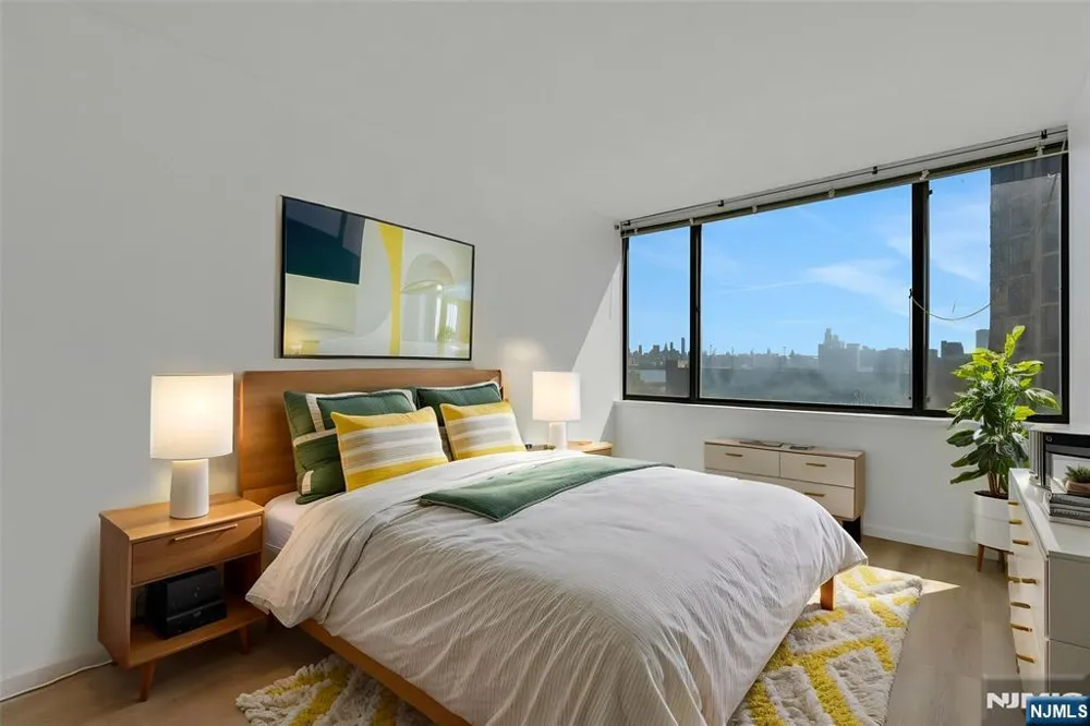 45 River Drive 702 Jersey City, NJ 07310