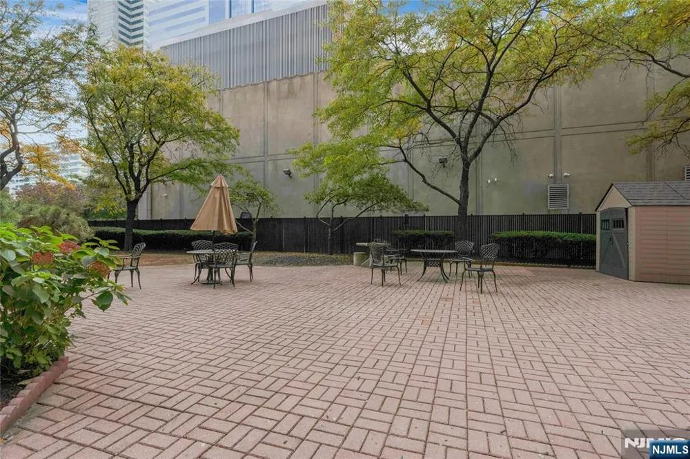 45 River Drive 702 Jersey City, NJ 07310