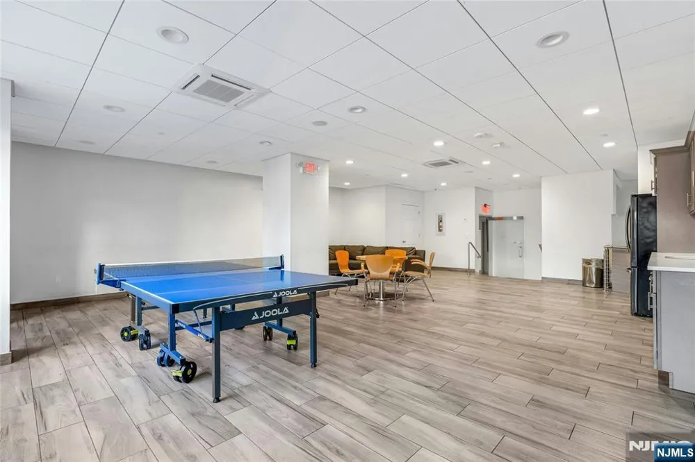 45 River Drive 702 Jersey City, NJ 07310