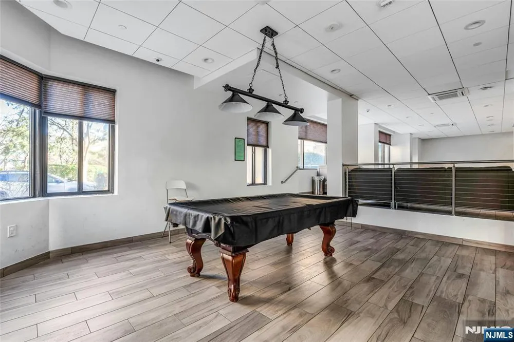 45 River Drive 702 Jersey City, NJ 07310