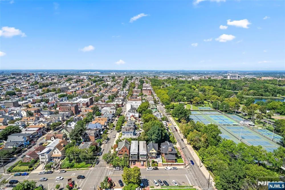 7855 Boulevard East 30H North Bergen, NJ 07047