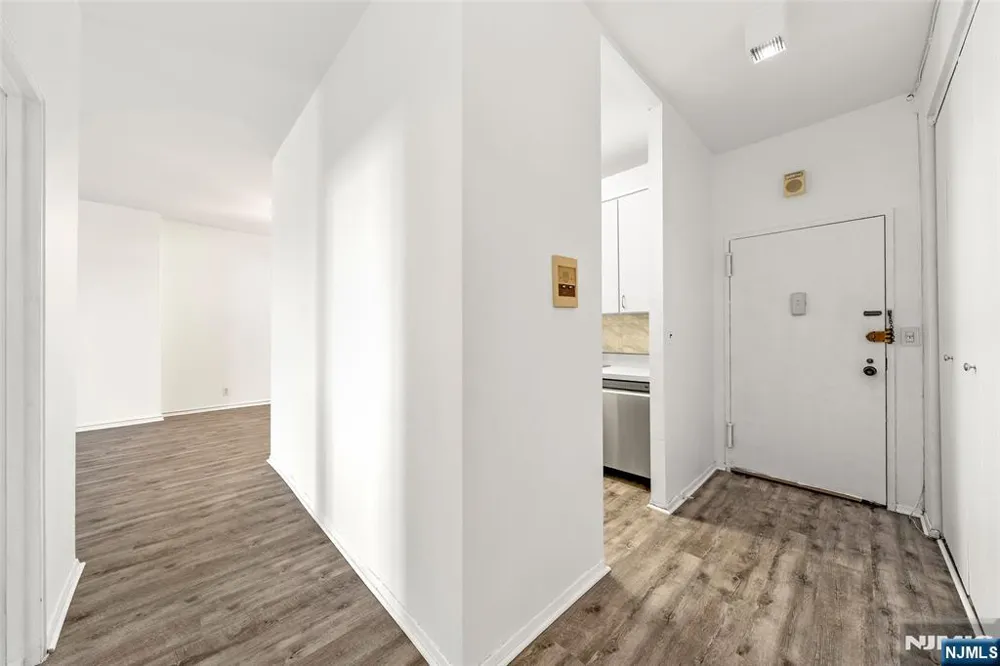 7855 Boulevard East 30H North Bergen, NJ 07047
