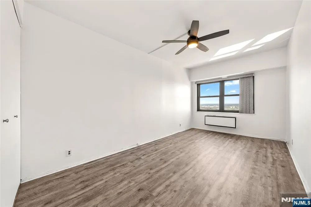 7855 Boulevard East 30H North Bergen, NJ 07047