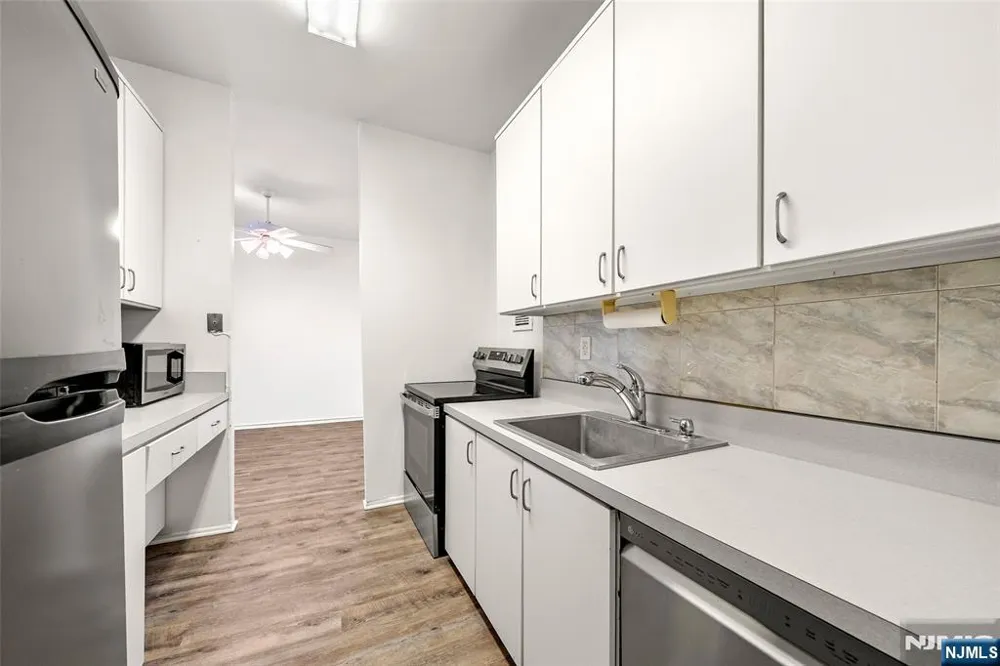 7855 Boulevard East 30H North Bergen, NJ 07047