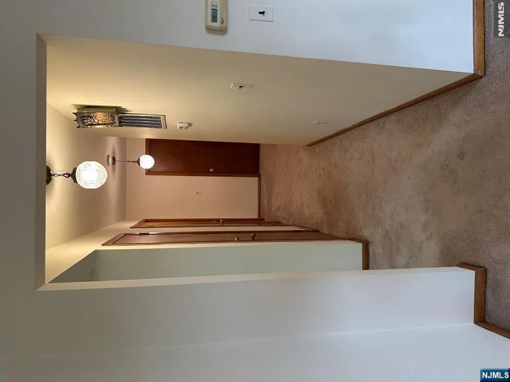 123 E Harwood Terrace 1 Palisades Park, NJ 07650