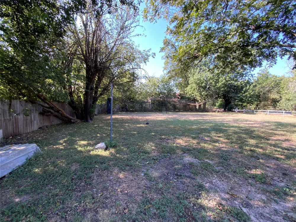 110 Ervin Street Comanche, TX 76442