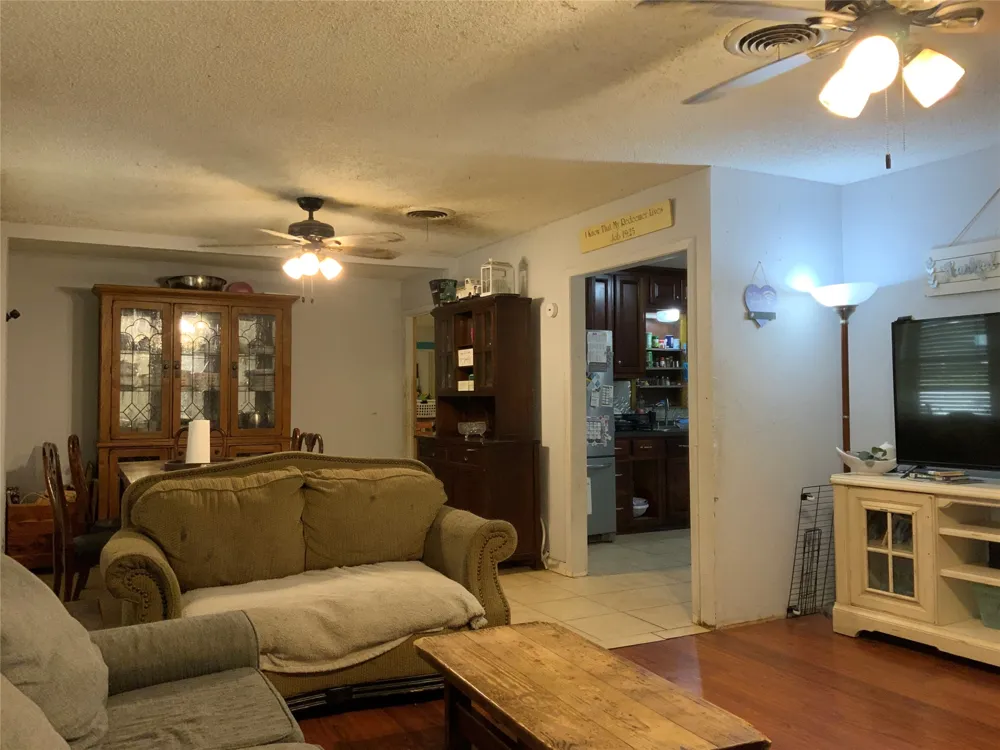 110 Ervin Street Comanche, TX 76442
