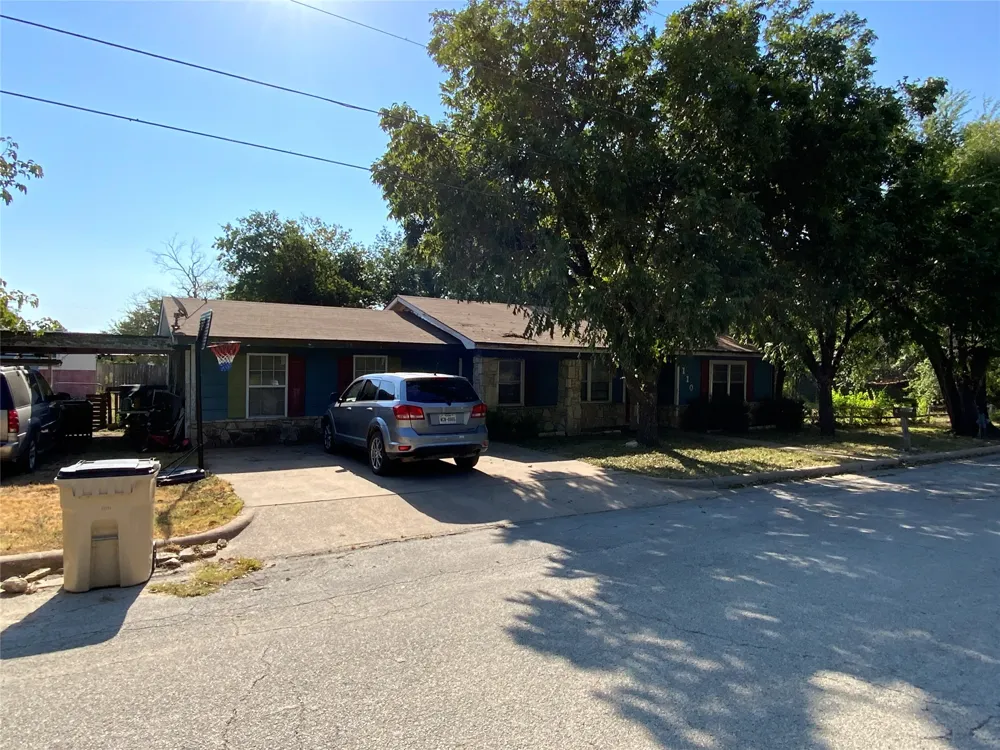 110 Ervin Street Comanche, TX 76442