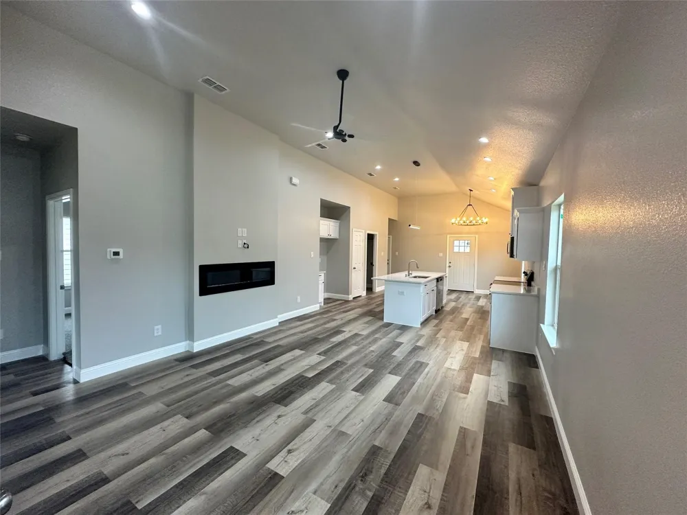 825 Edgar Street Greenville, TX 75401