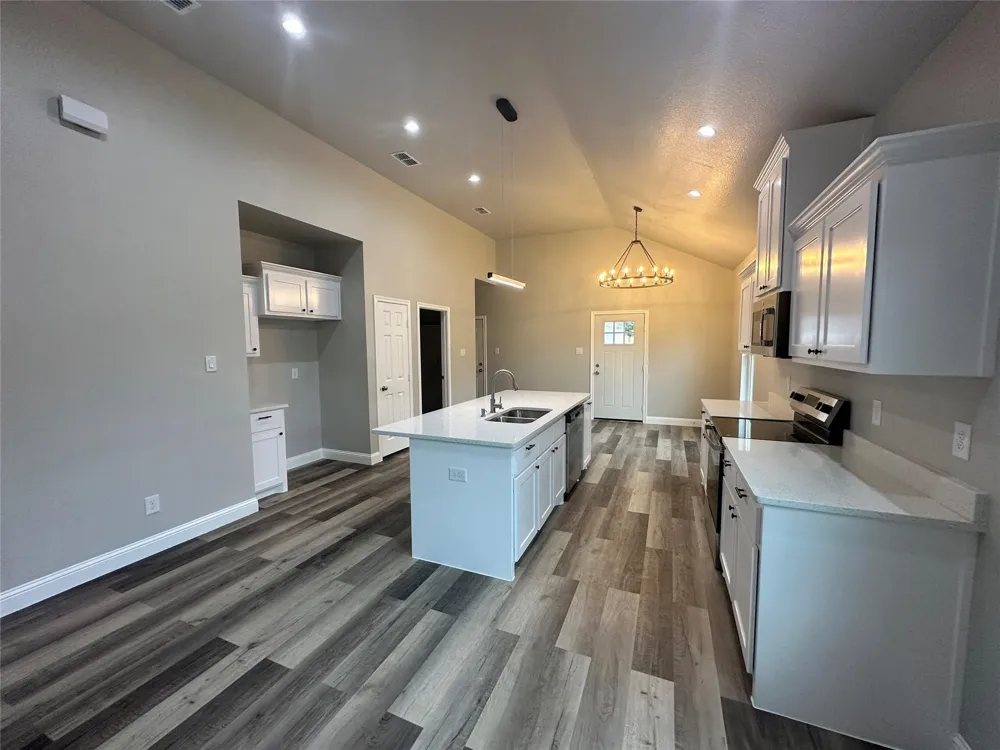 825 Edgar Street Greenville, TX 75401
