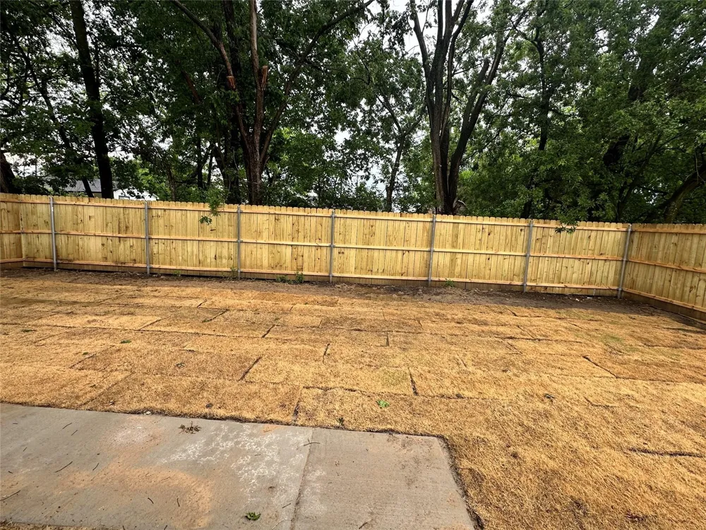 825 Edgar Street Greenville, TX 75401