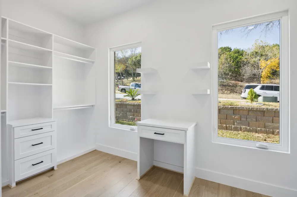 2415 Valley View Drive Cedar Hill, TX 75104