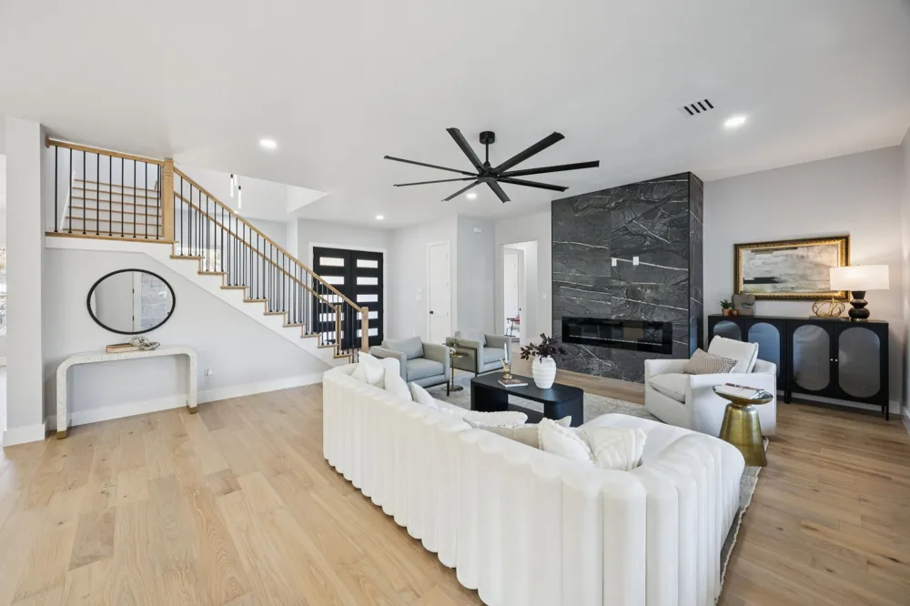 2415 Valley View Drive Cedar Hill, TX 75104