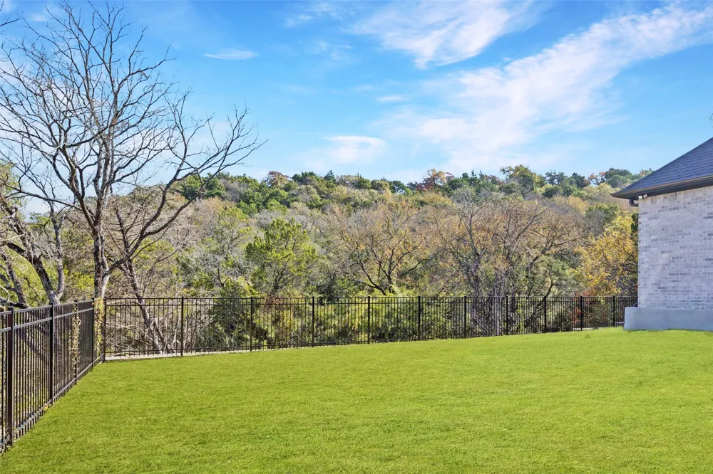 2415 Valley View Drive Cedar Hill, TX 75104