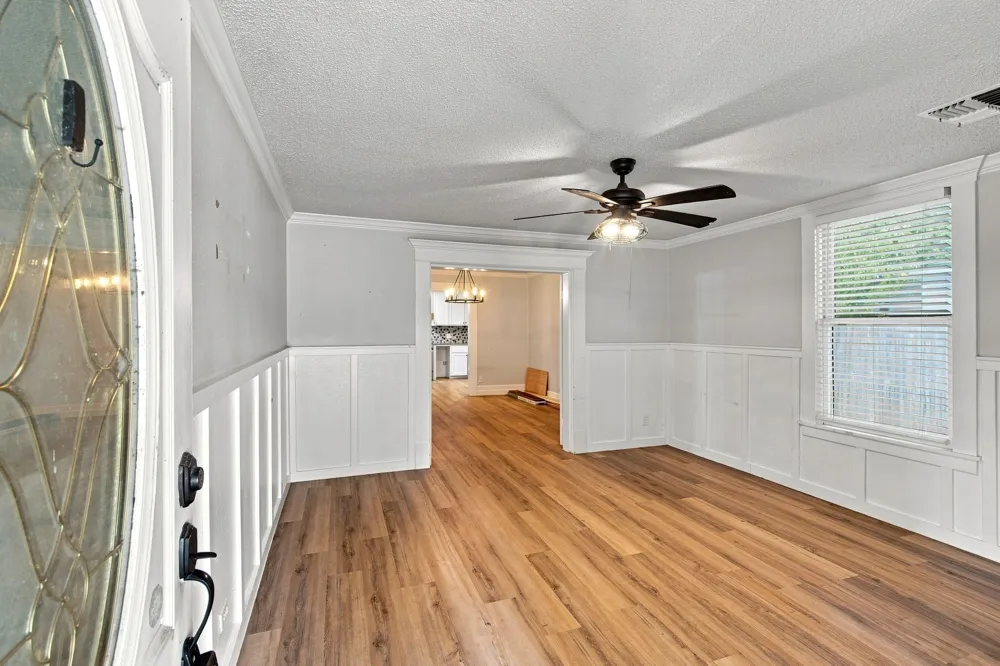 203 Pendell Avenue Cleburne, TX 76033