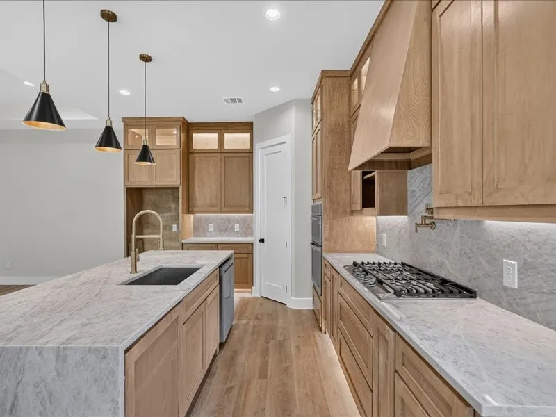 118 Emma Street Red Oak, TX 75154