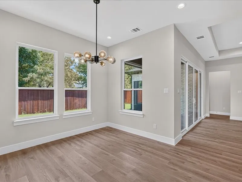 118 Emma Street Red Oak, TX 75154