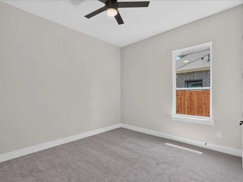 118 Emma Street Red Oak, TX 75154