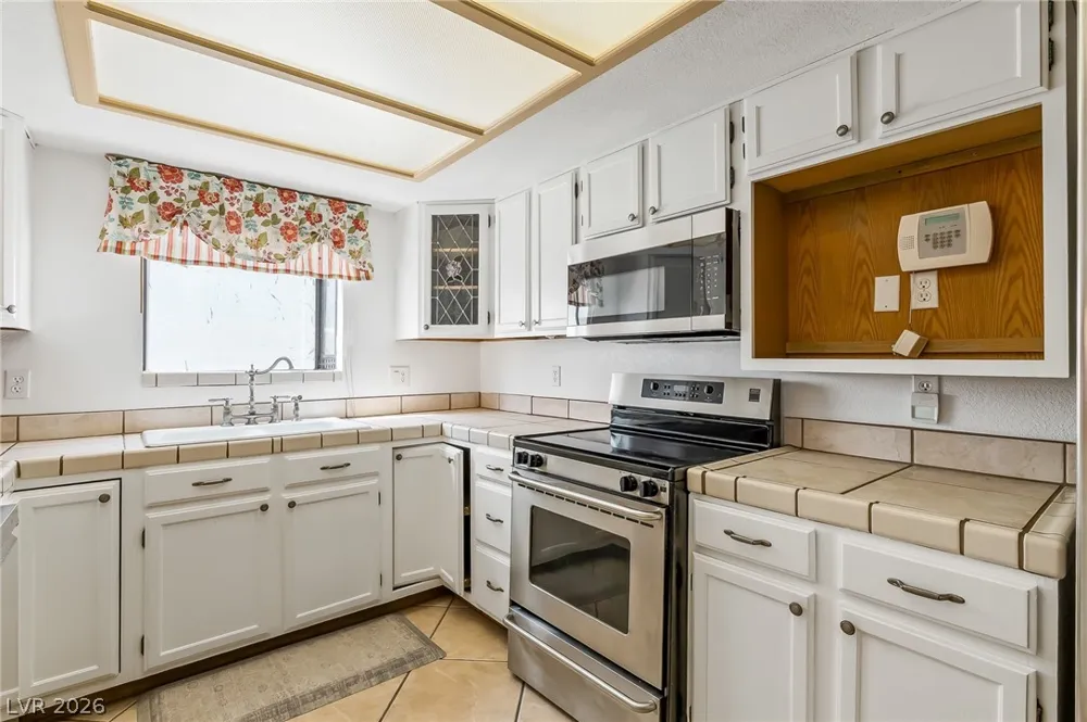 2063 Avalon Drive Laughlin, NV 89029