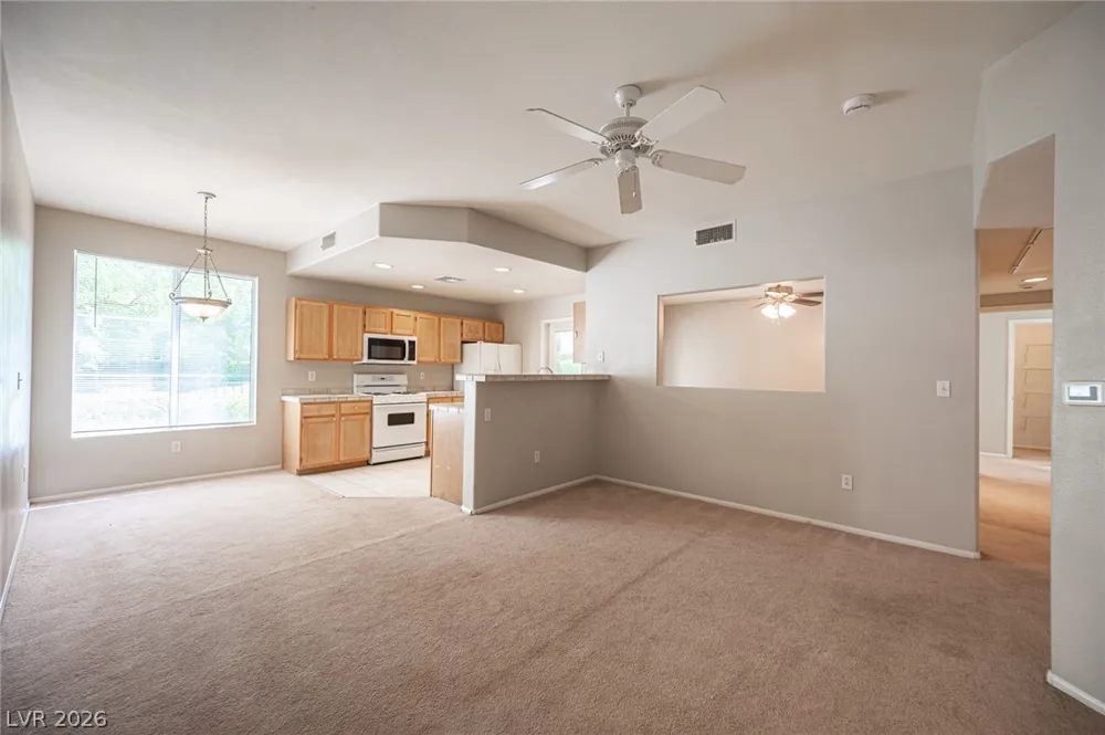 10211 Red Pueblo Place #103 Las Vegas, NV 89144
