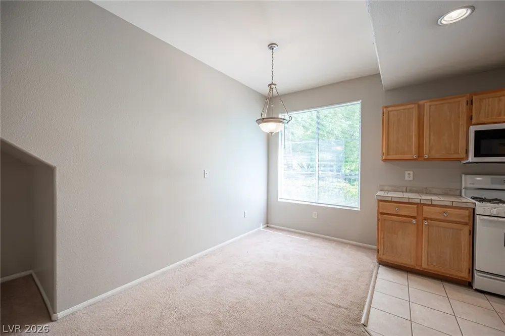 10211 Red Pueblo Place #103 Las Vegas, NV 89144