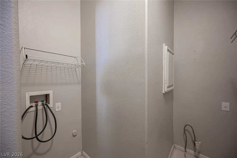 10211 Red Pueblo Place #103 Las Vegas, NV 89144