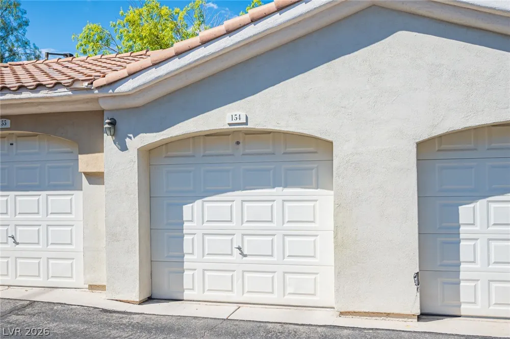 10211 Red Pueblo Place #103 Las Vegas, NV 89144