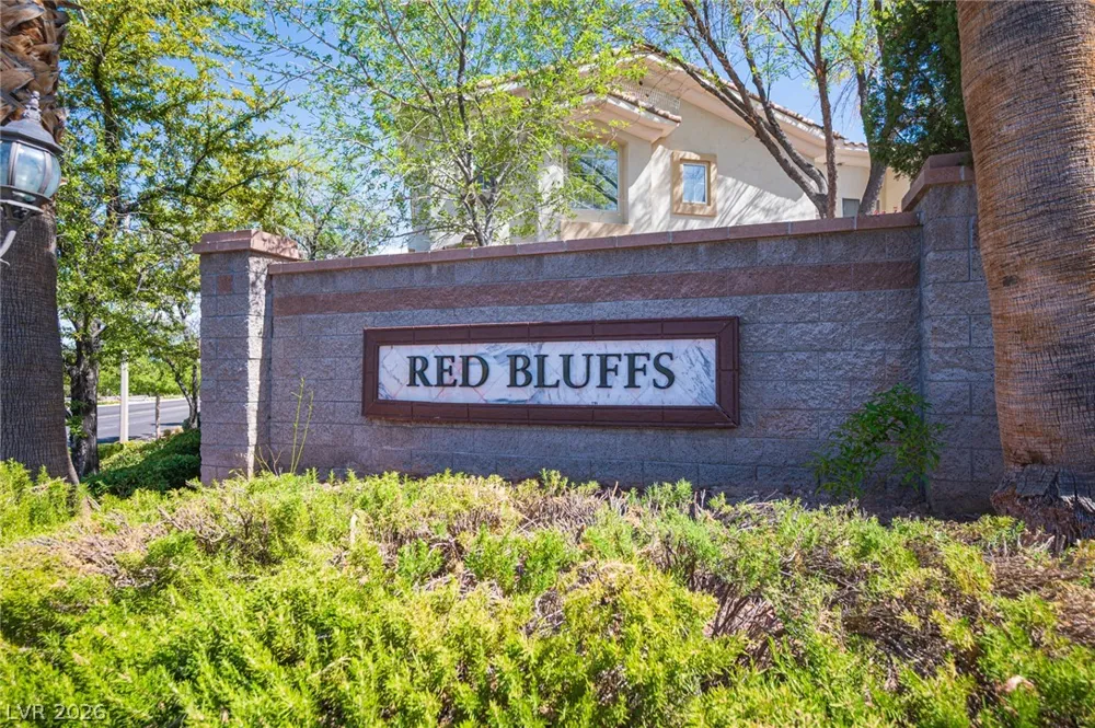 10211 Red Pueblo Place #103 Las Vegas, NV 89144