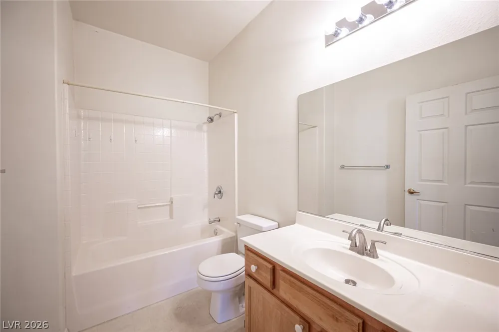 10211 Red Pueblo Place #103 Las Vegas, NV 89144