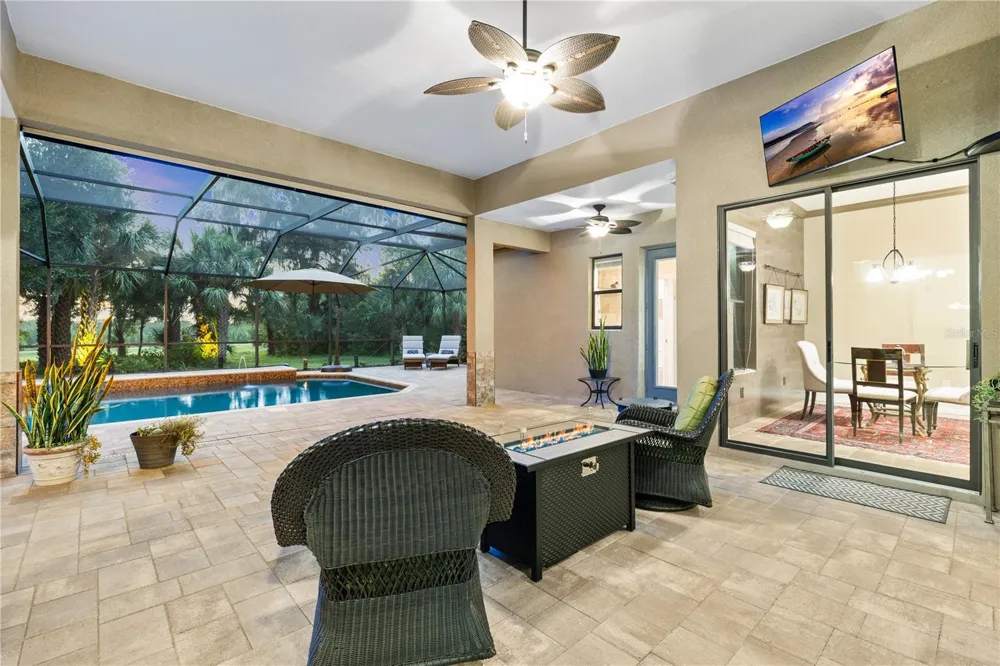 15431 STARLING CROSSING DRIVE Lithia, FL 33547