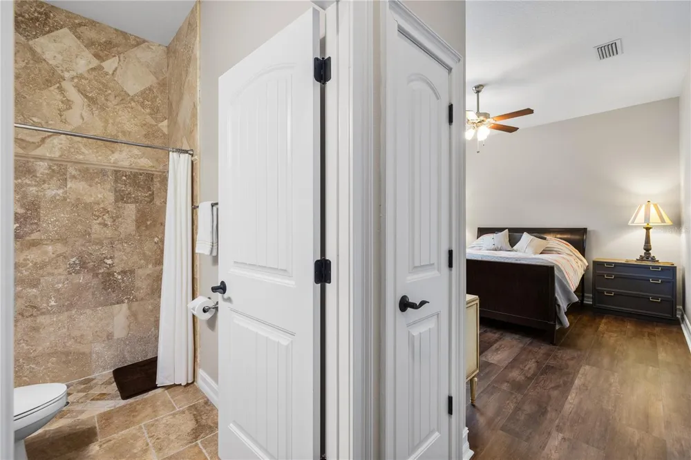 15431 STARLING CROSSING DRIVE Lithia, FL 33547