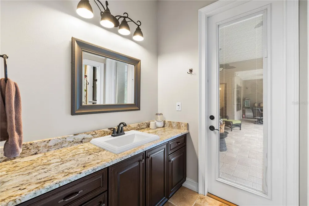 15431 STARLING CROSSING DRIVE Lithia, FL 33547