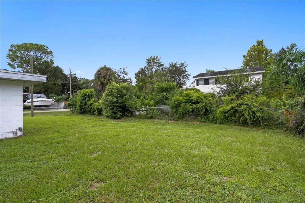 12002 GAINES COURT Tampa, FL 33618