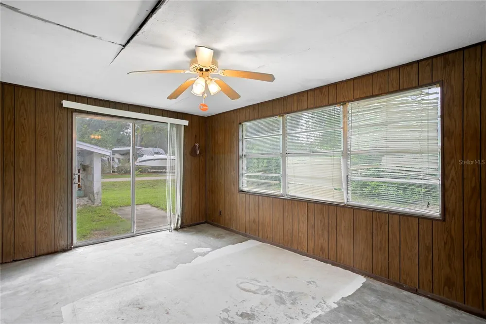 12002 GAINES COURT Tampa, FL 33618