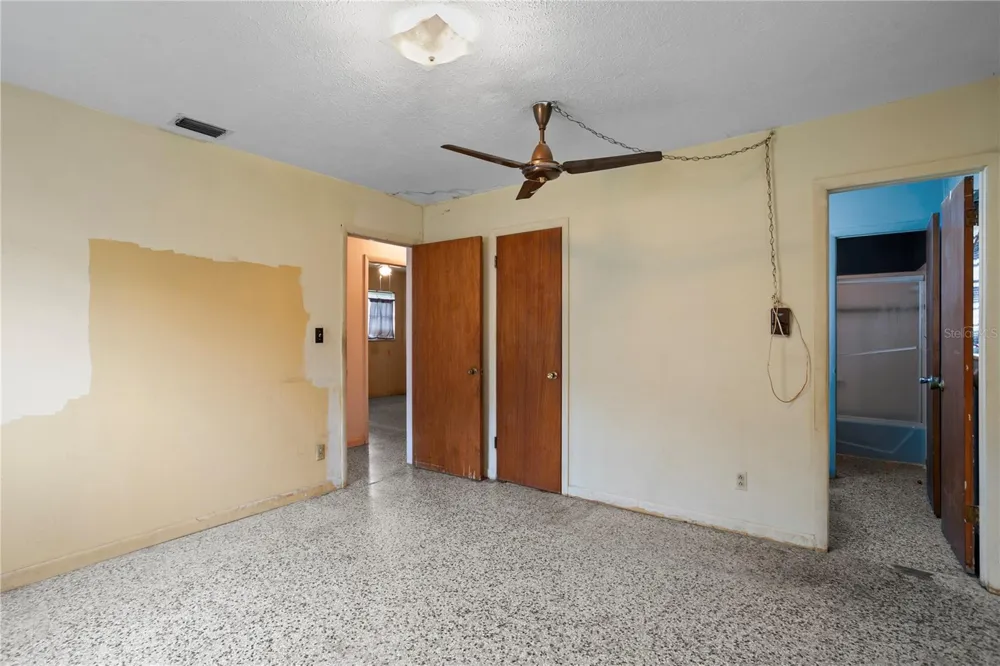 12002 GAINES COURT Tampa, FL 33618