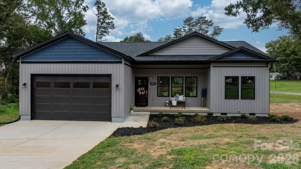 2237 Ashwood Street Maiden, NC 28650
