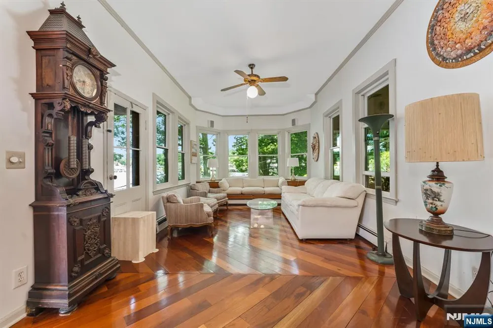 90 Ithanell Road Hopatcong, NJ 07843