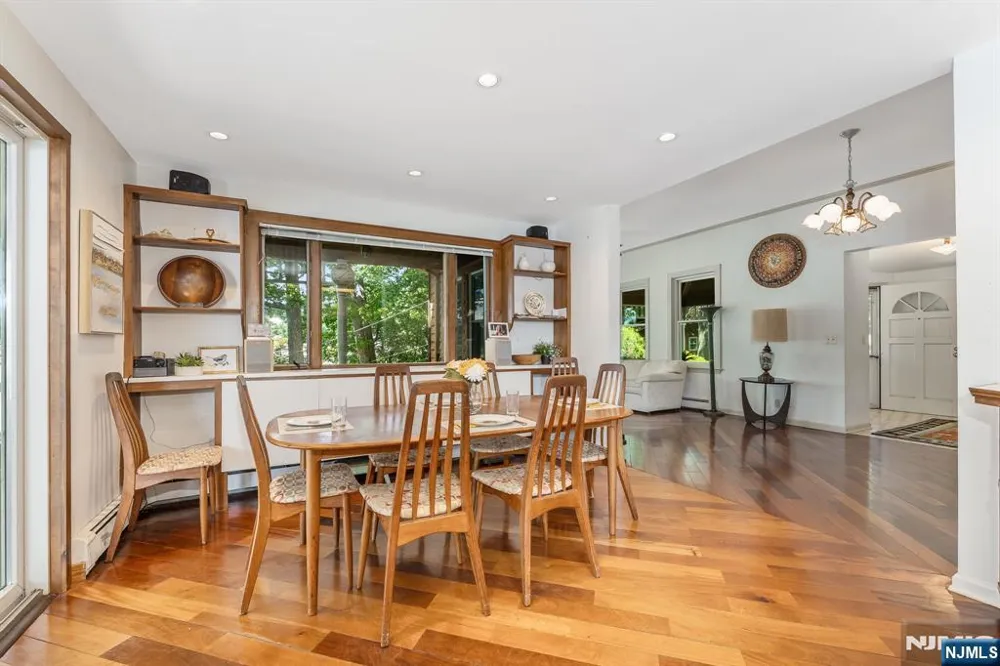 90 Ithanell Road Hopatcong, NJ 07843