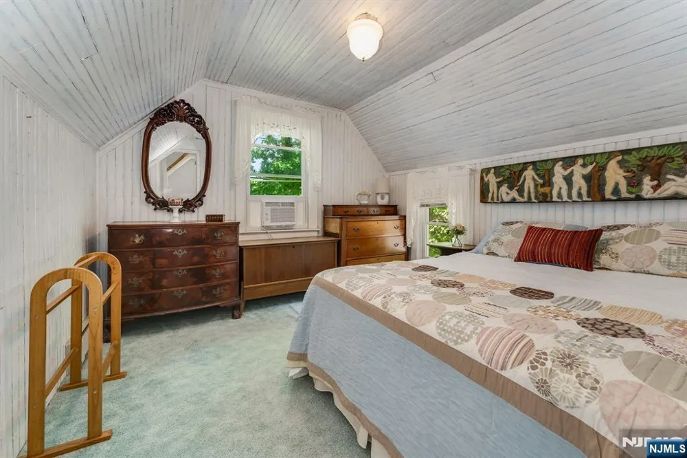 90 Ithanell Road Hopatcong, NJ 07843