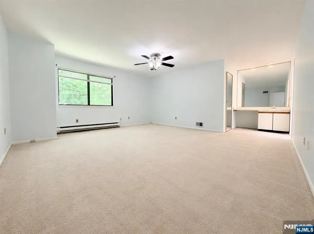 31 Lockley Court Wayne, NJ 07470