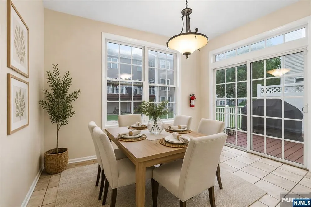 195 Levinberg Lane Wayne, NJ 07470